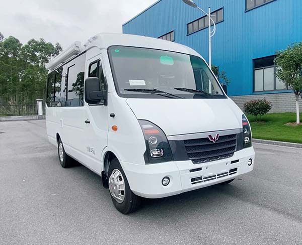 适合伴侣出游的最佳选择越界房车R3